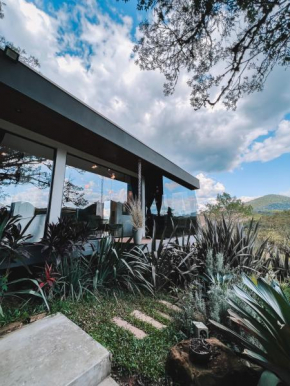 La Contemporânea Cabanas prox a cidade vista para ponto turístico